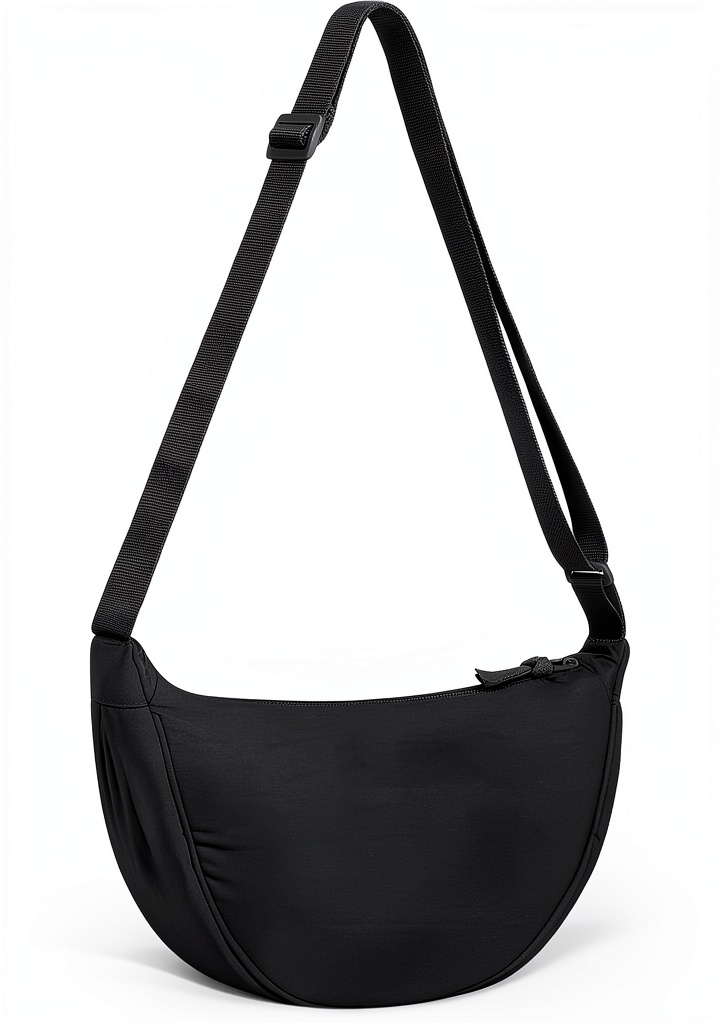 Borsa mezzaluna Yuson Girl Nylon Donna Tracolla Regolabile in uso su una panchina di un parco urbano, sotto pioggia leggera