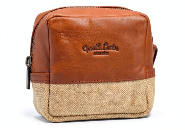 Gusti Leder Studio Trousse in Pelle Modello 2A186-33-8 per Beauty Case-0