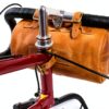 Borsa da manubrio Gusti in pelle marrone con fissaggio 2F61-20-5-2